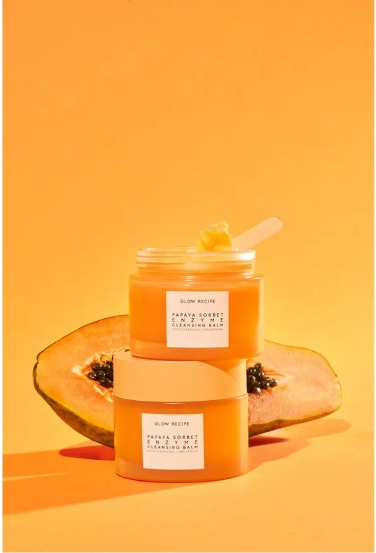 GLOW RECIPE

Papaya Sorbet Enzyme Cleansing Balm( 100ml )